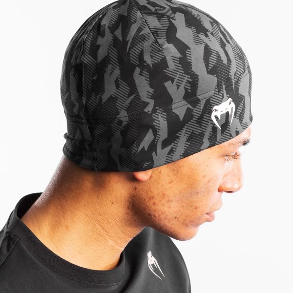 UFC VENUM AUTHENTIC FIGHT WEEK UNISEX PERFORMANCE BEANIE - BLACK