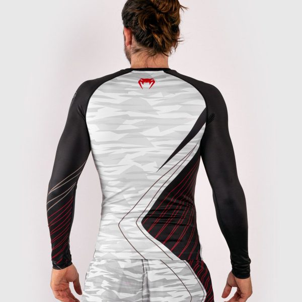 VENUM CONTENDER 5.0 RASHGUARD - LONG SLEEVES - WHITE/CAMO