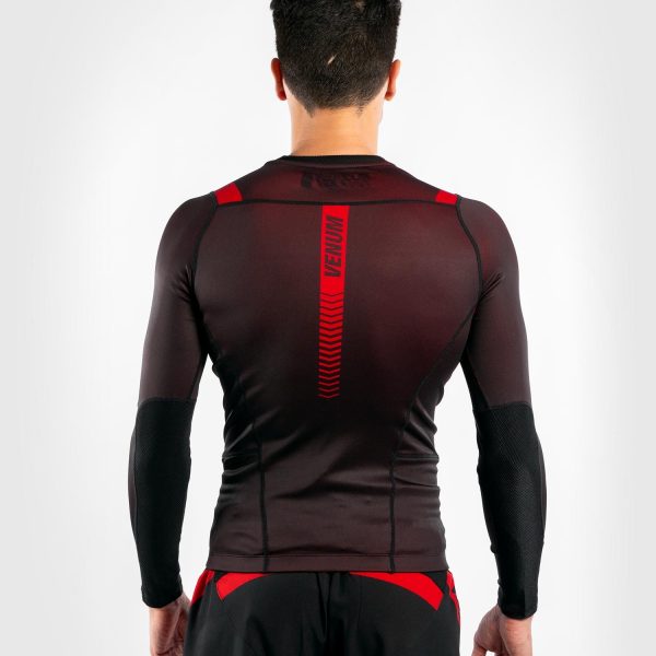 VENUM NOGI 3.0 RASHGUARD - LONG SLEEVES - BLACK/RED