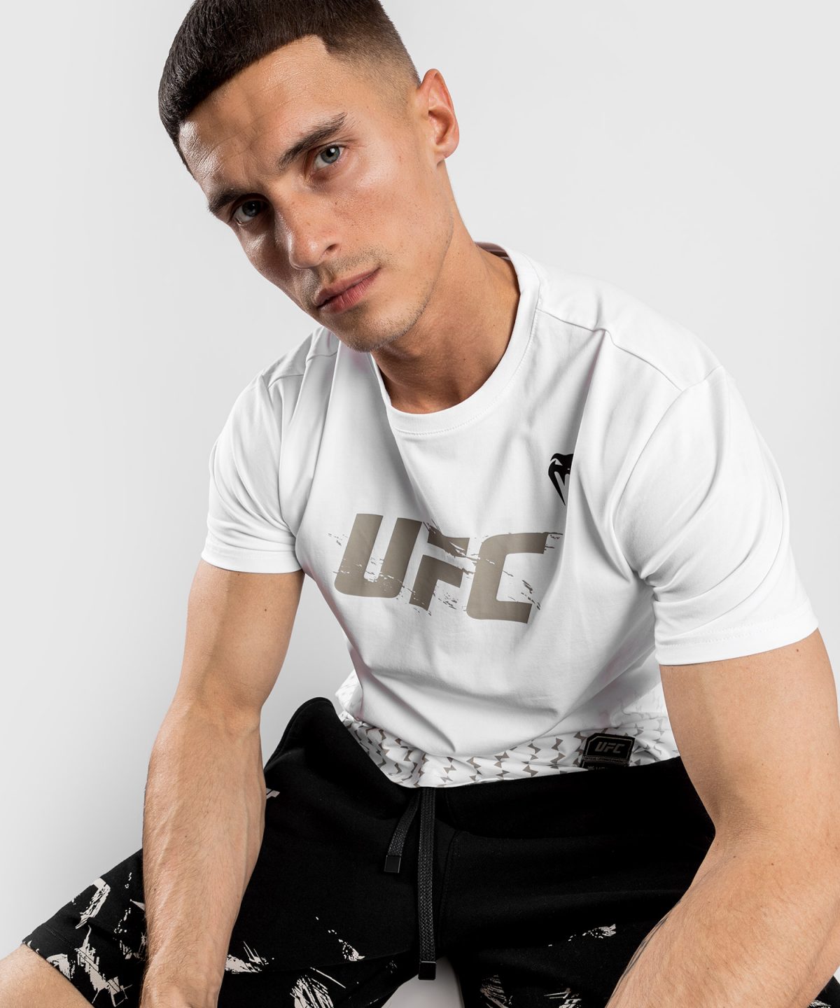 UFC VENUM AUTHENTIC FIGHT WEEK 2.0 T-SHIRT WHITE - Image 6