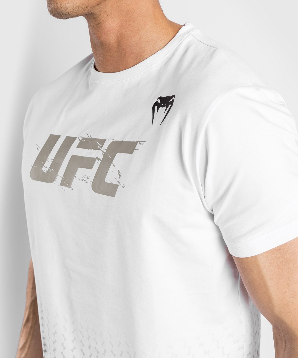 UFC VENUM AUTHENTIC FIGHT WEEK 2.0 T-SHIRT WHITE - Image 7