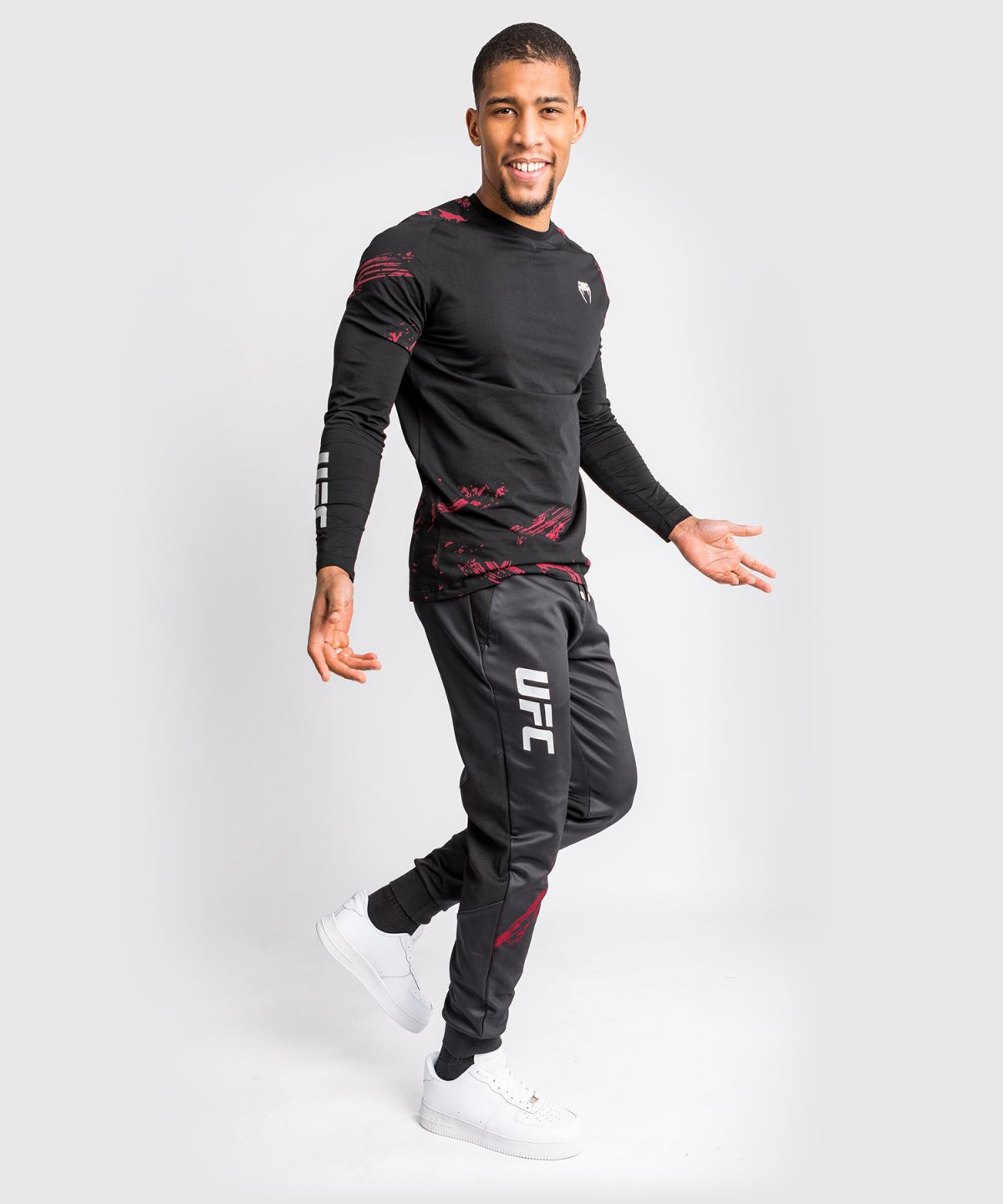 UFC VENUM AUTHENTIC FIGHT WEEK 2.0 SWEATPANTS - BLACK/RED - Image 4