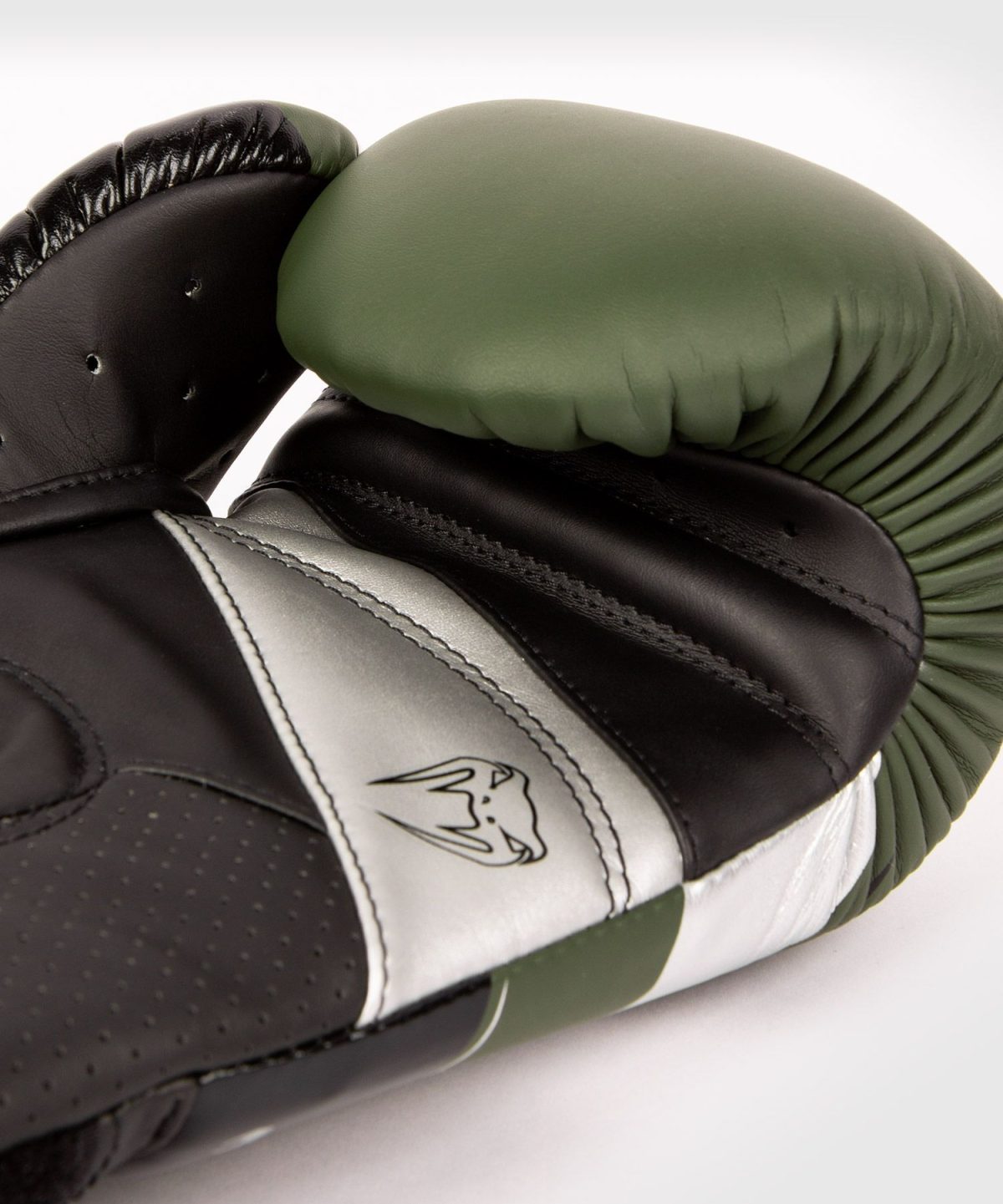VENUM ELITE EVO BOXING GLOVES - KHAKI/SILVER - Image 3