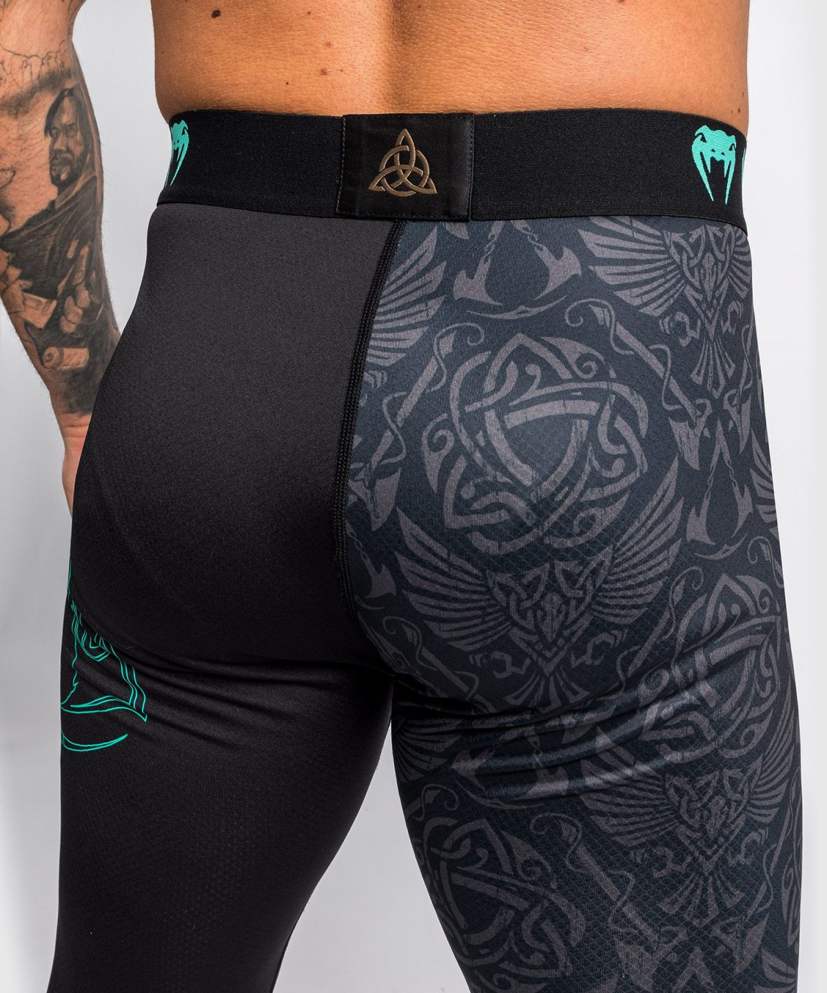VENUM ASSASSIN'S CREED RELOADED SPAT - BLACK - Image 8