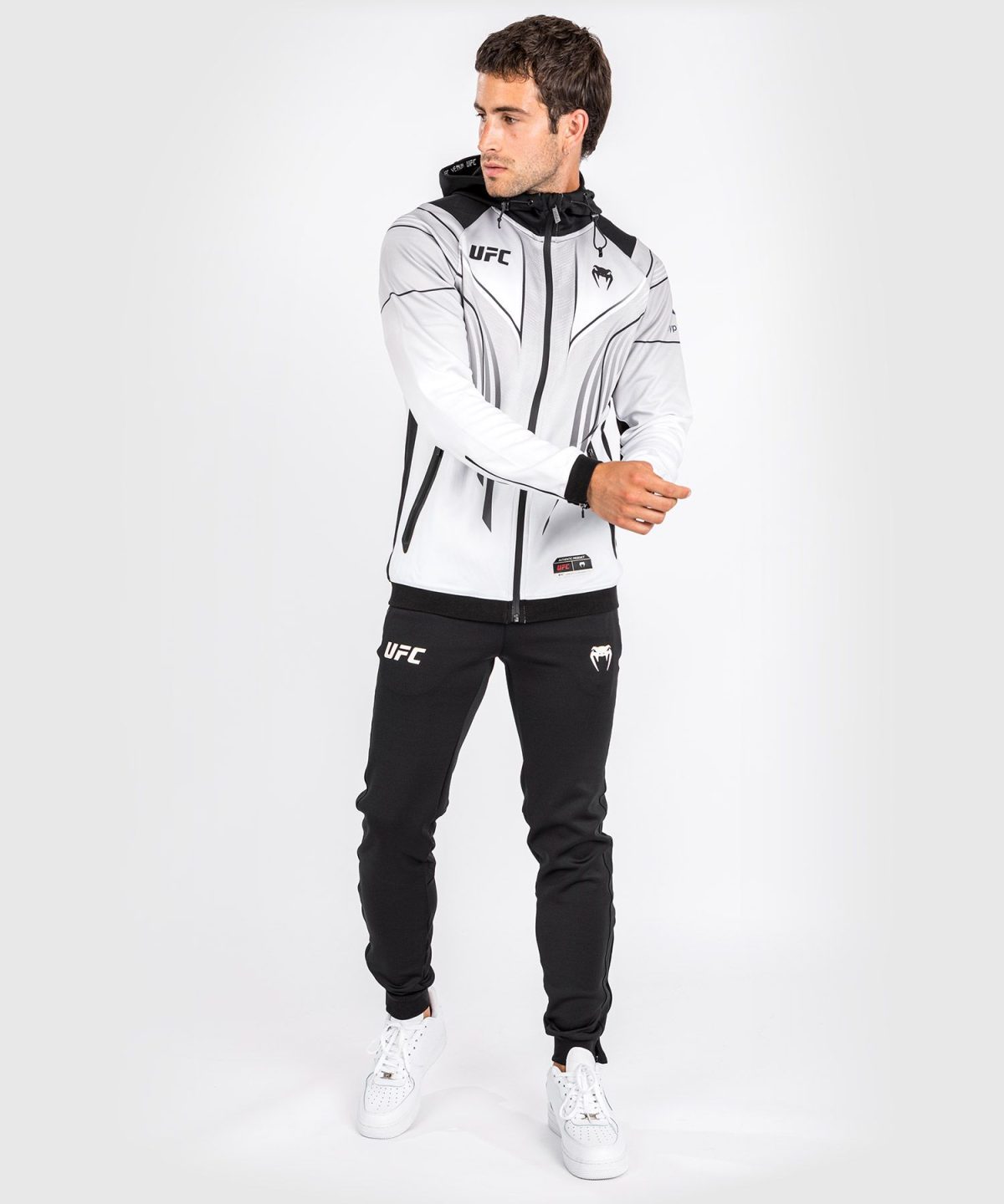 UFC VENUM AUTHENTIC FIGHT NIGHT 2.0 MEN'S WALKOUT HOODIE - WHITE - Image 3