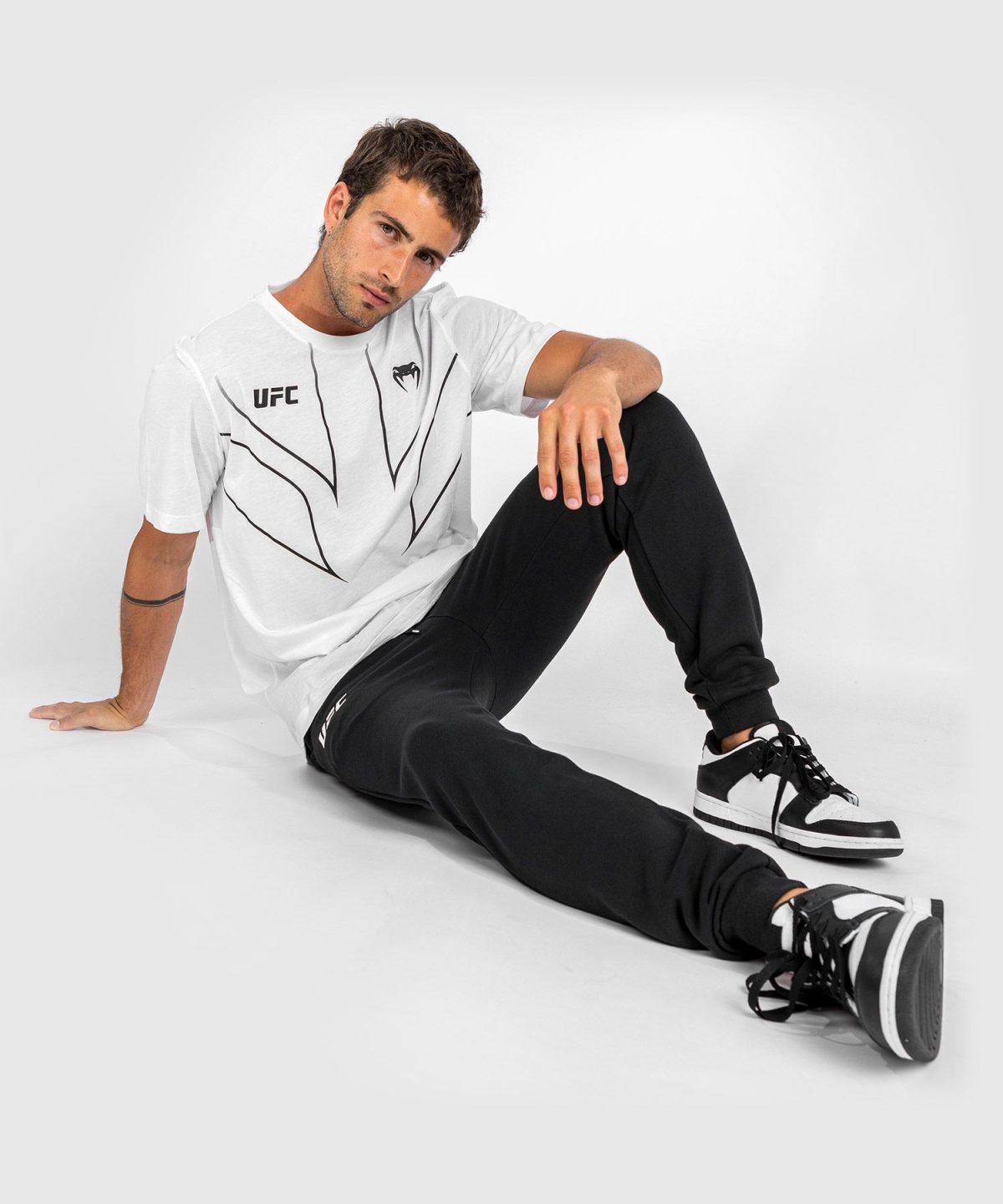 UFC VENUM FIGHT NIGHT 2.0 REPLICA MEN'S T-SHIRT - WHITE - Image 2