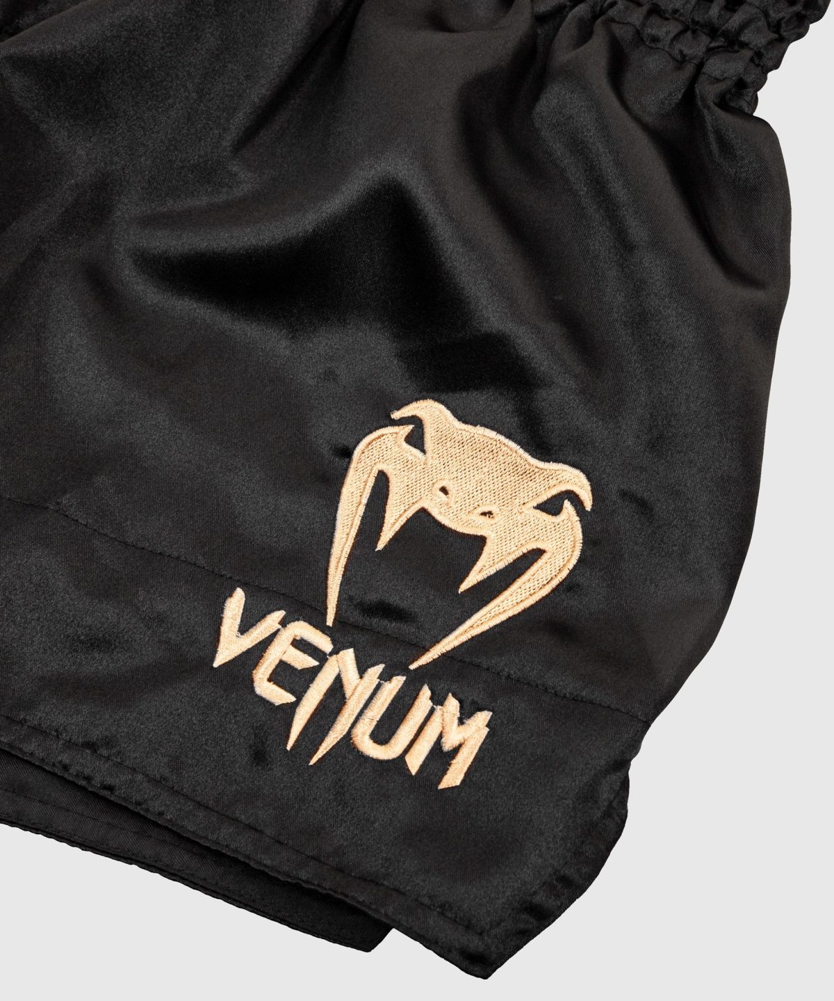 VENUM MUAY THAI SHORTS CLASSIC - BLACK/GOLD - Image 5