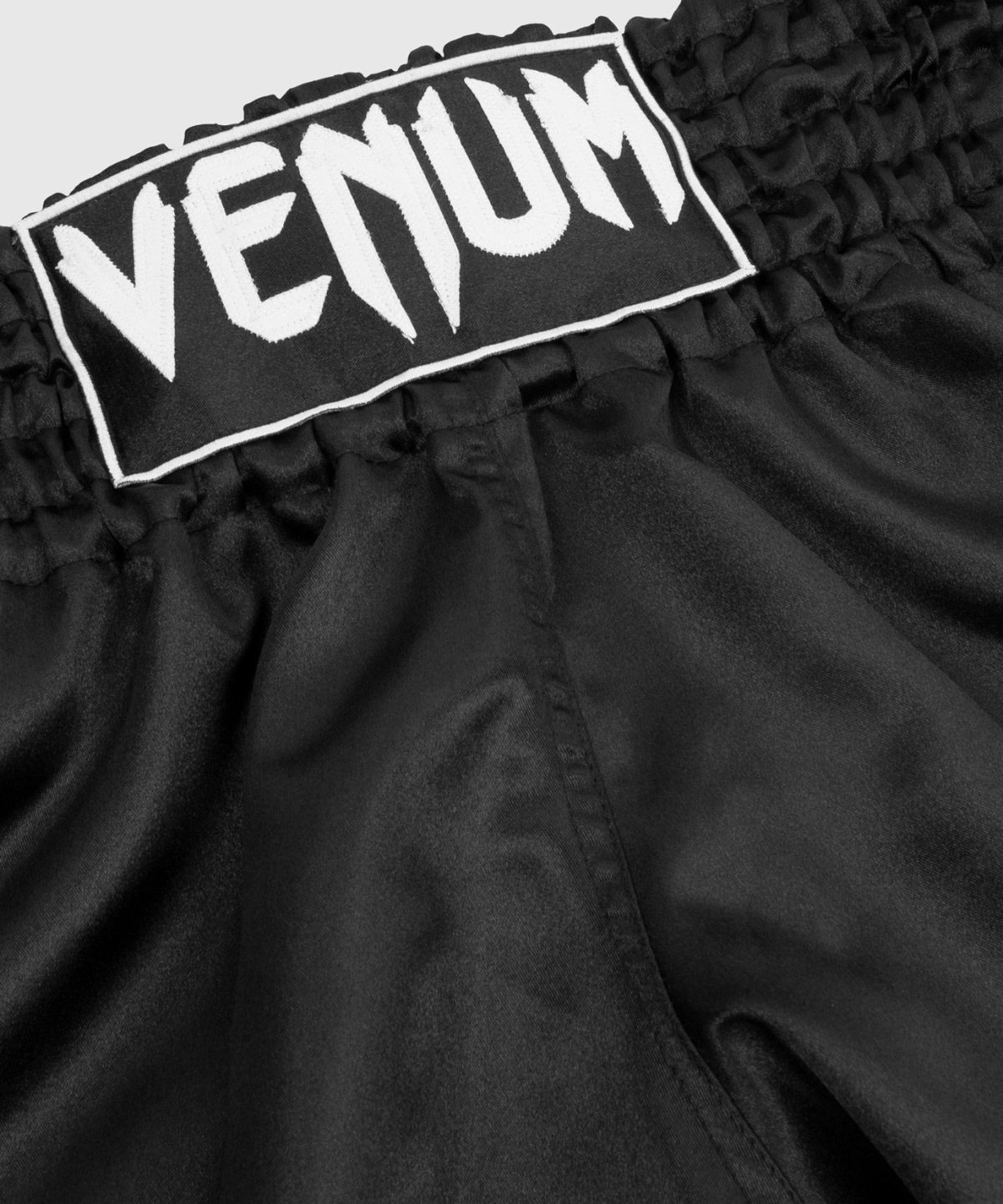 VENUM MUAY THAI SHORTS CLASSIC - BLACK/WHITE - Image 3