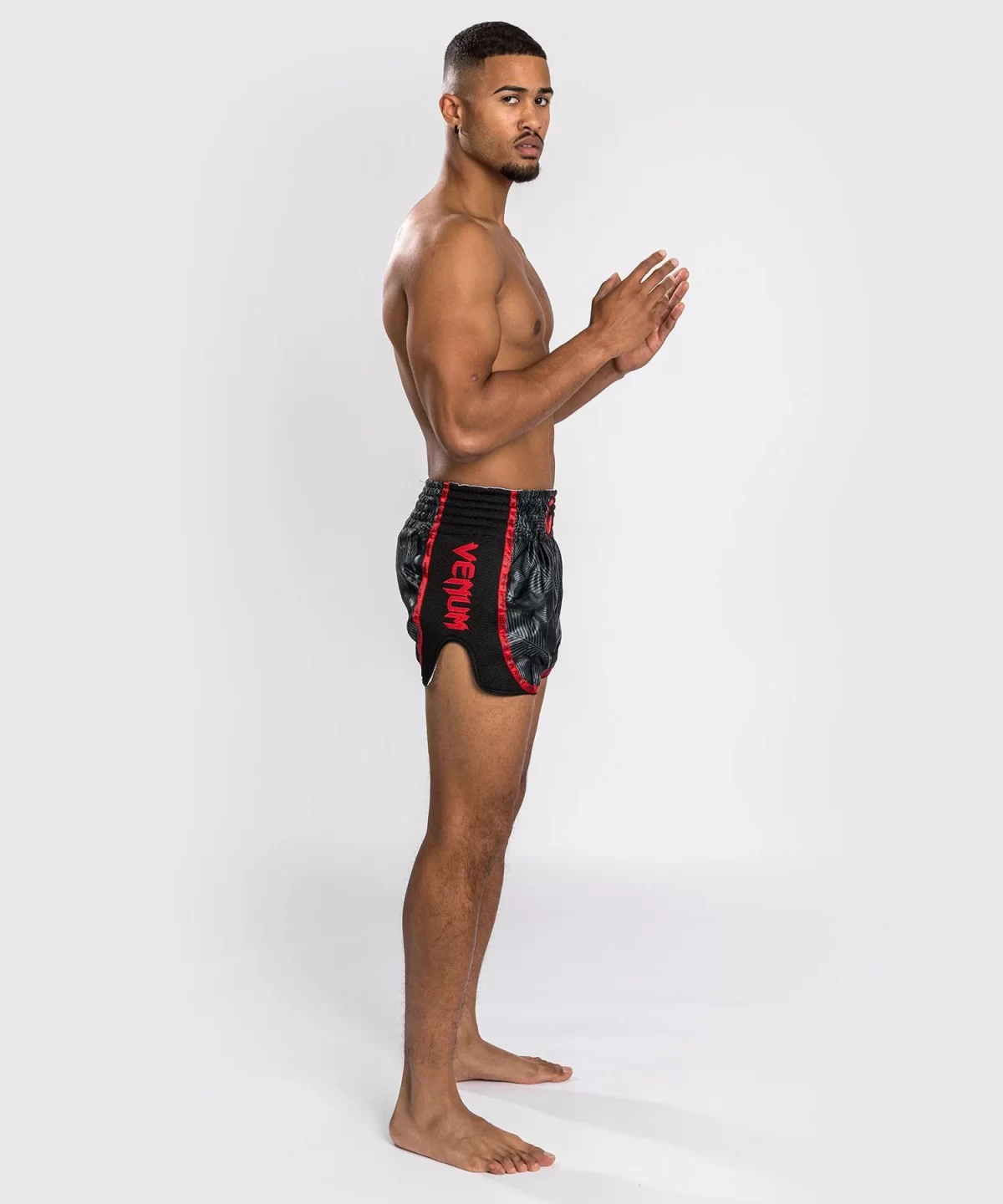 VENUM PHANTOM MUAY THAI SHORTS - BLACK/RED - Image 8