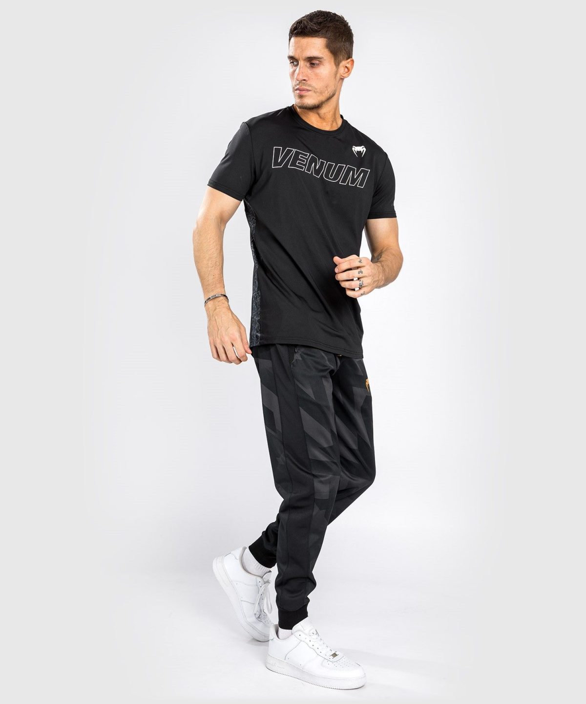 VENUM RAZOR JOGGERS - BLACK/GOLD - Image 3