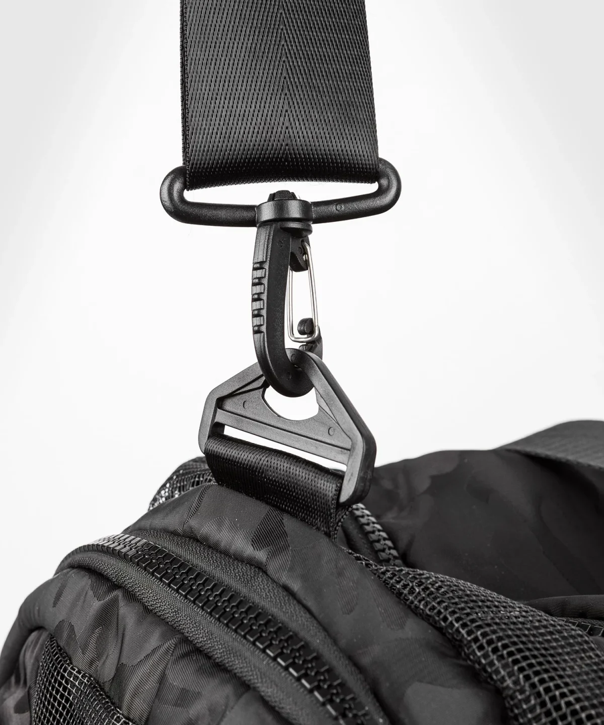 VENUM TRAINER LITE SPORT BAG - BLACK-DARK CAMO 06 VENUM TRAINER LITE SPORT BAG - BLACK/DARK CAMO - Image 6
