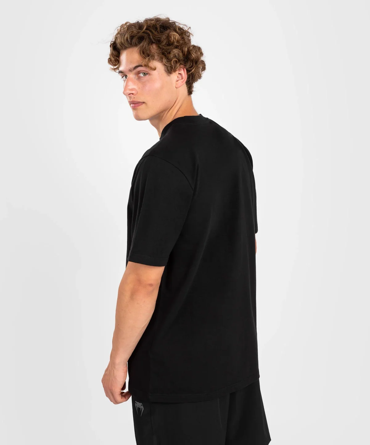 Venum Classic T-Shirt - Black/Black Reflective - Image 4