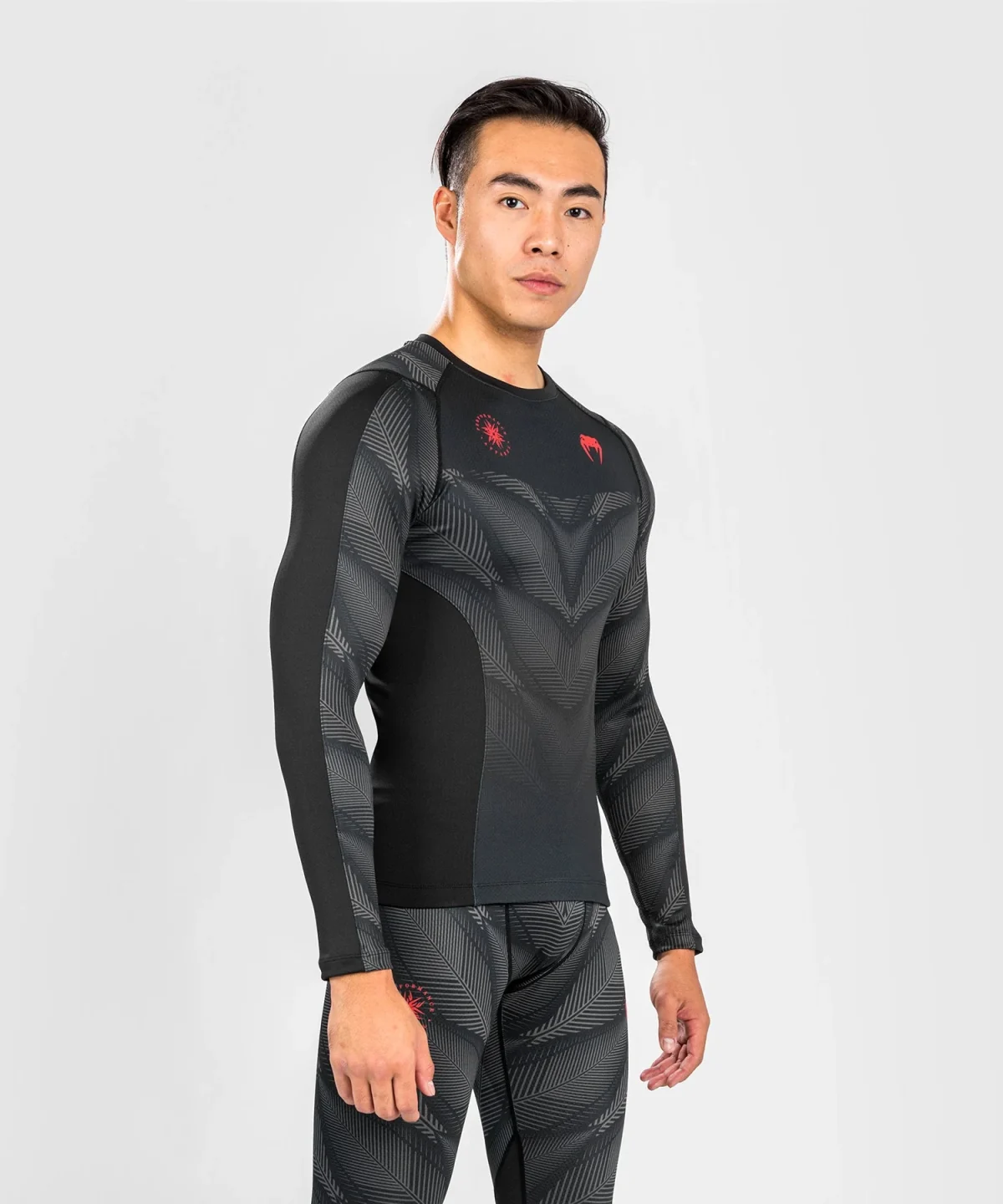 Venum Phantom Rashguard Long Sleeves - Black/Red - Image 5