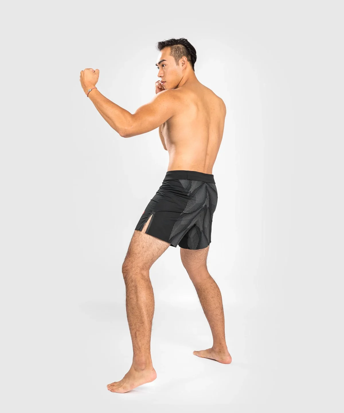 Venum Phantom Fightshorts - Black/Red - Image 7