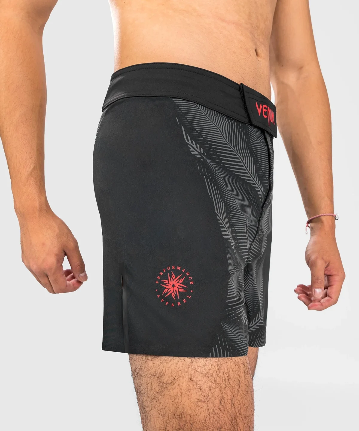 Venum Phantom Fightshorts - Black/Red - Image 3