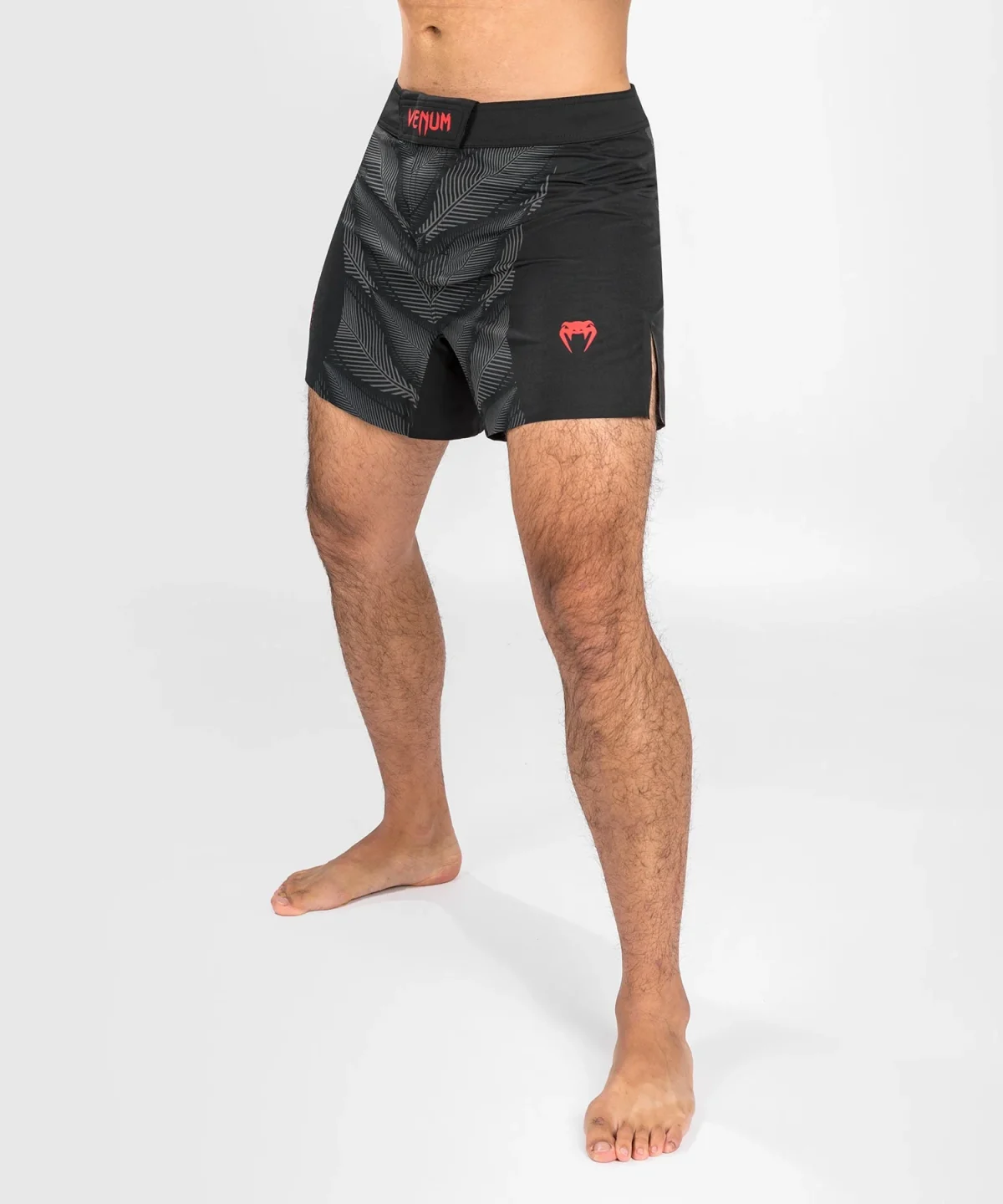Venum Phantom Fightshorts - Black/Red - Image 8
