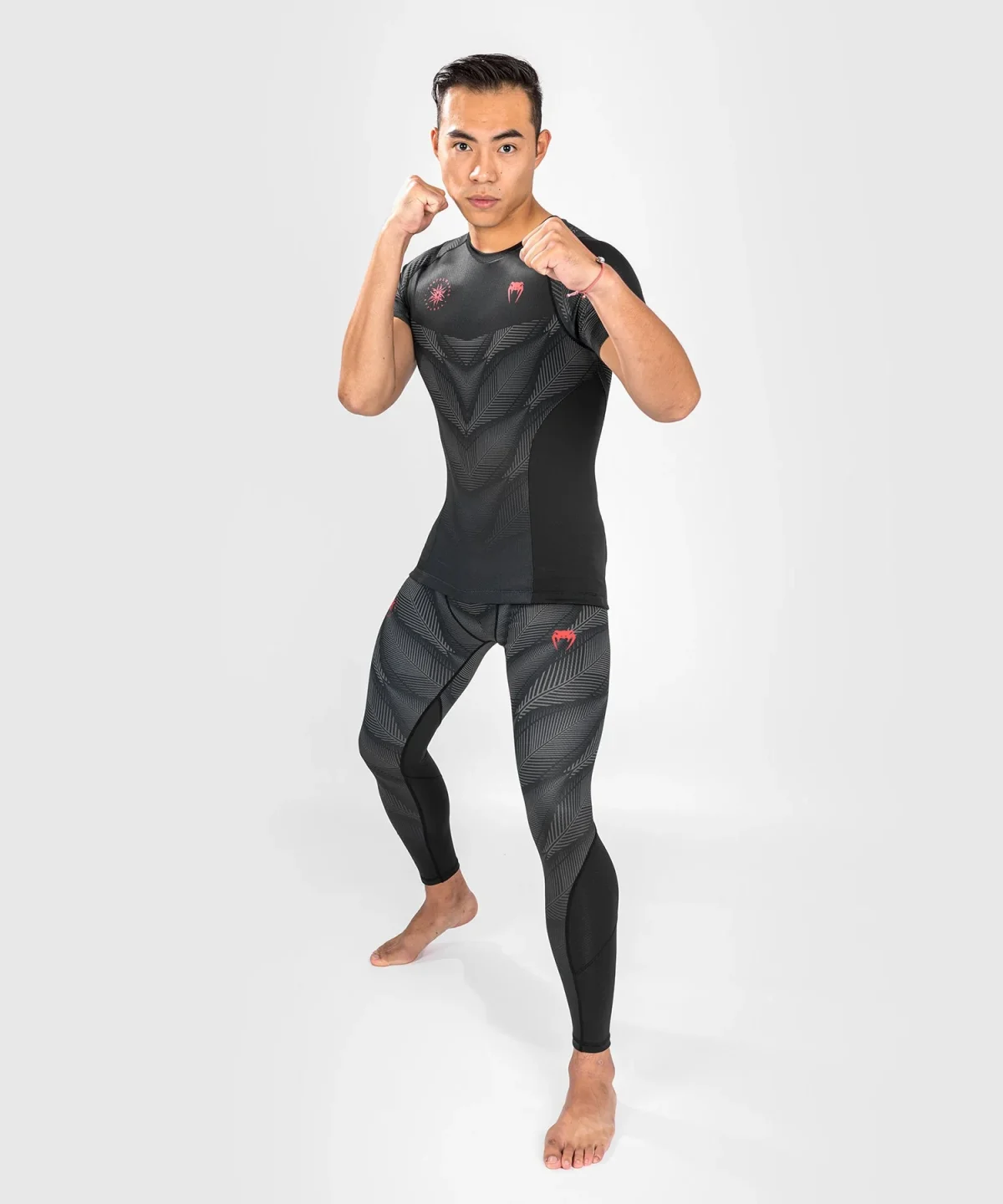 Venum Phantom Rashguard Short Sleeves - Black/Red - Image 4