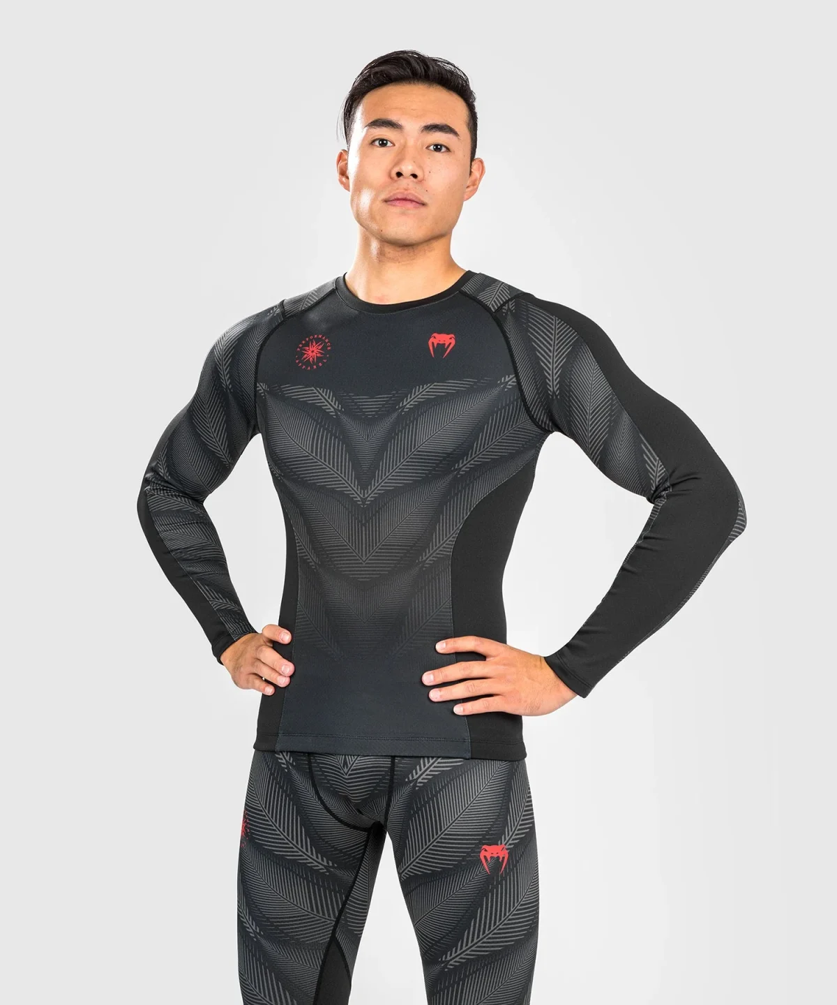 Venum Phantom Rashguard Long Sleeves - Black/Red - Image 6