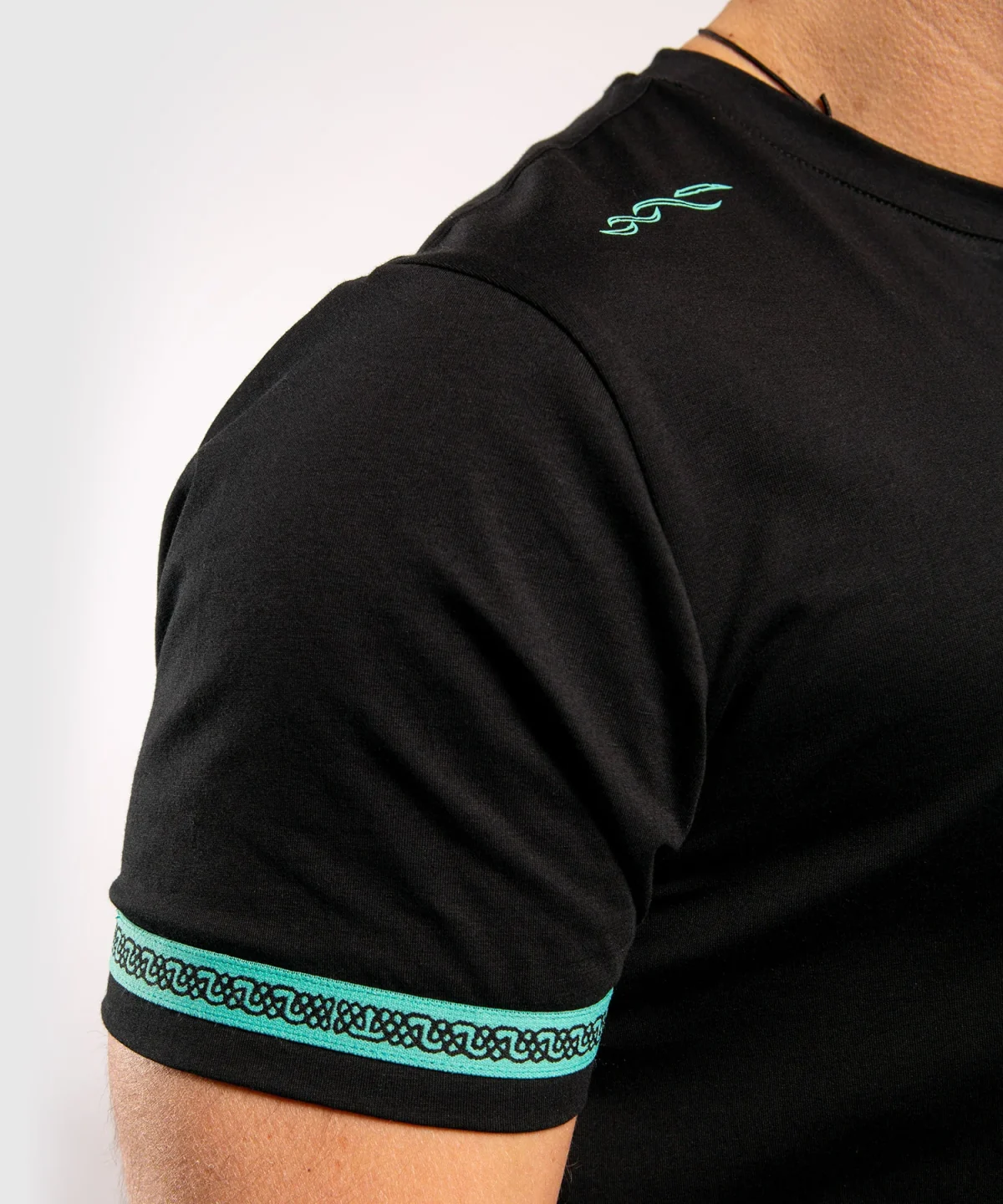 Venum Assassin's Creed T-shirt - Black/Blue - Image 4