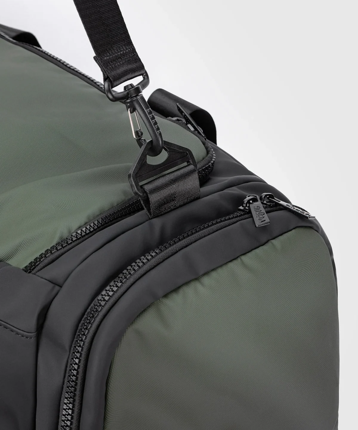 Venum Evo 2 Trainer Lite Duffle Bag - Black/Khaki - Image 4