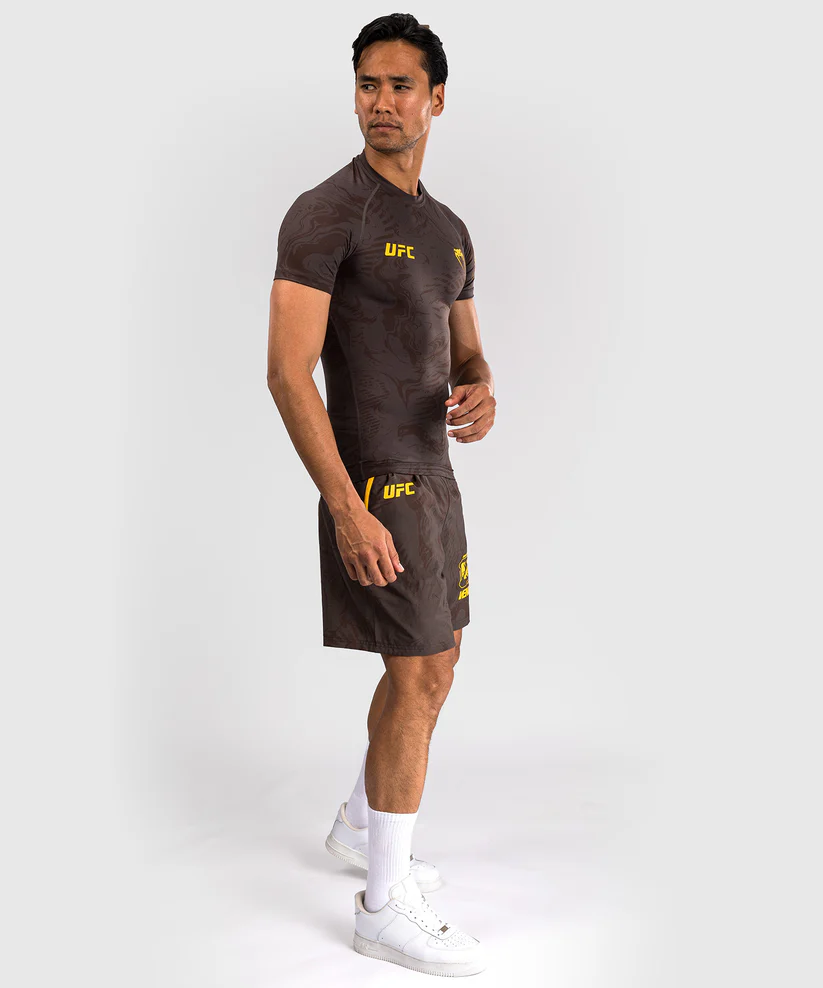 UFC Fusion by Venum Fight Week Men’s Performance Short Sleeve Rashguard - Earthen Brown - Image 4