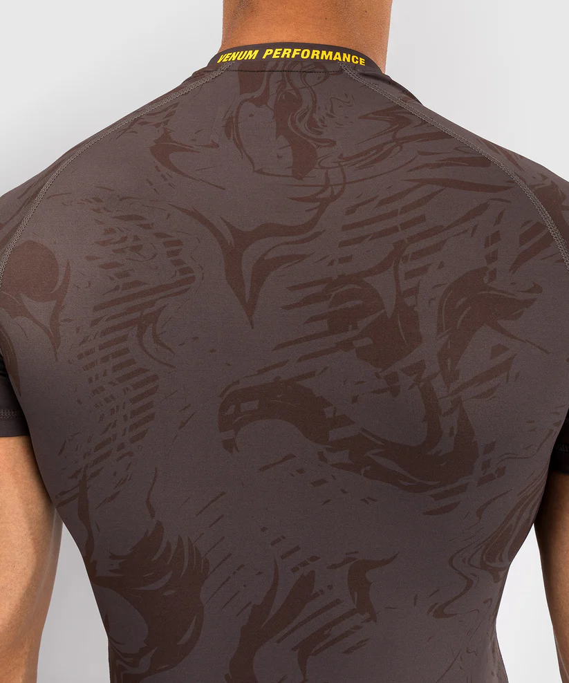 UFC Fusion by Venum Fight Week Men’s Performance Short Sleeve Rashguard - Earthen Brown - Image 7