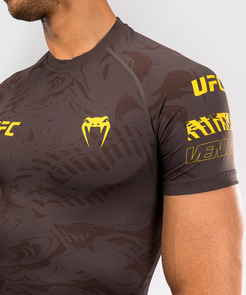 UFC Fusion by Venum Fight Week Men’s Performance Short Sleeve Rashguard - Earthen Brown - Image 5