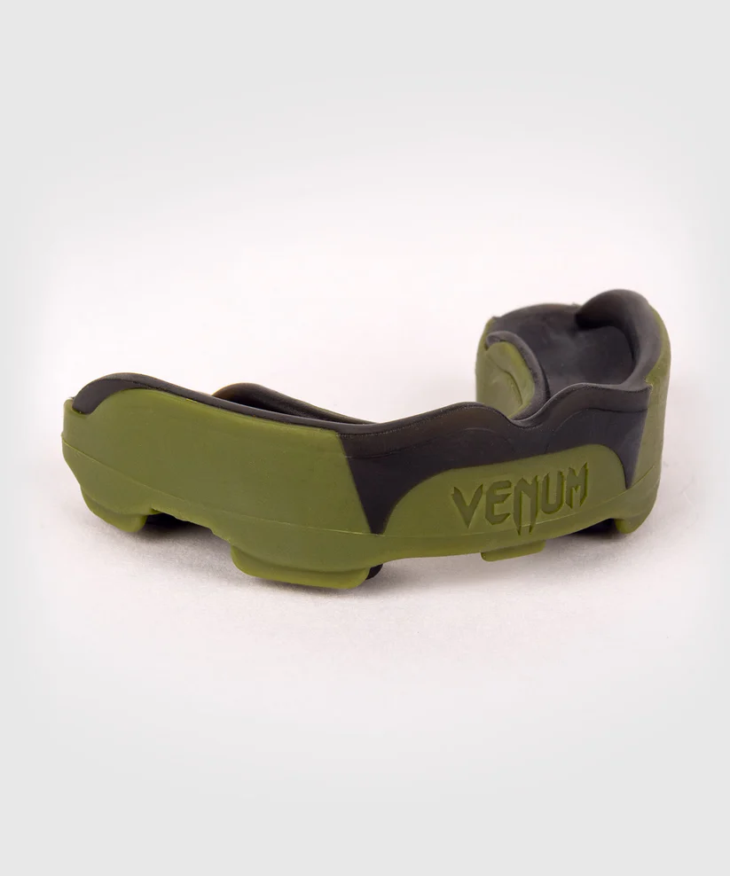 Venum Predator Mouthguard - Khaki/Black - Image 2