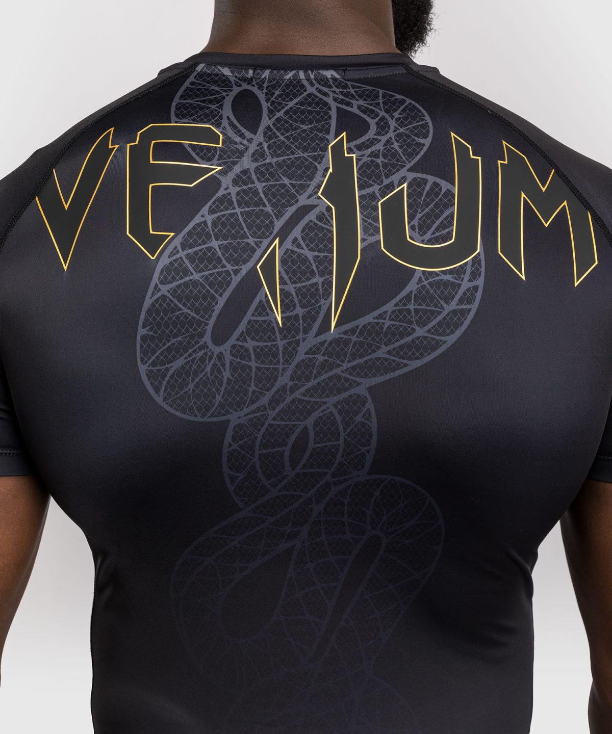 Venum Serpenti Rashguards Short Sleeves - Black/Silver/Gold - Image 7