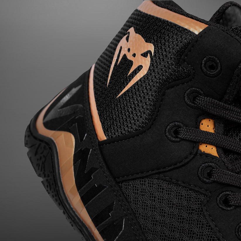 6c299e93abc4198ca676355e12a83679bab148dd_VENUM_05083_137_4.5_61 Venum Elite Wrestling Shoes - Black/Bronze - Image 5