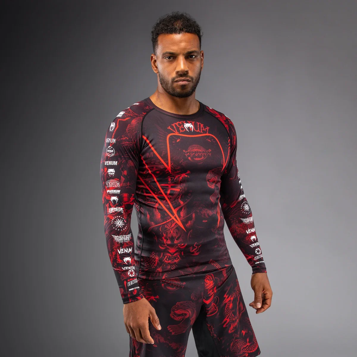 Venum 20th Anniversary Long Sleeve Rashguard - Black/Red - Image 3